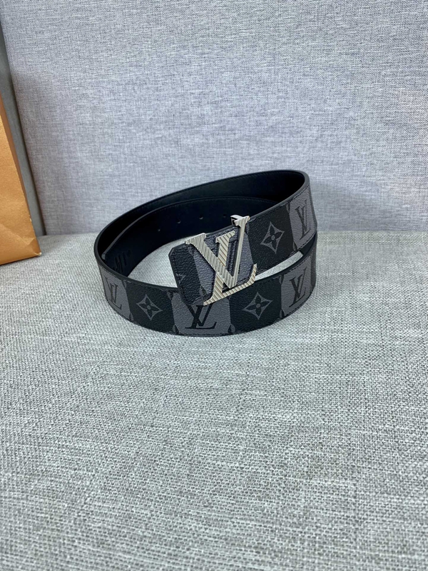 激安ルイヴィトンベルト内部構造